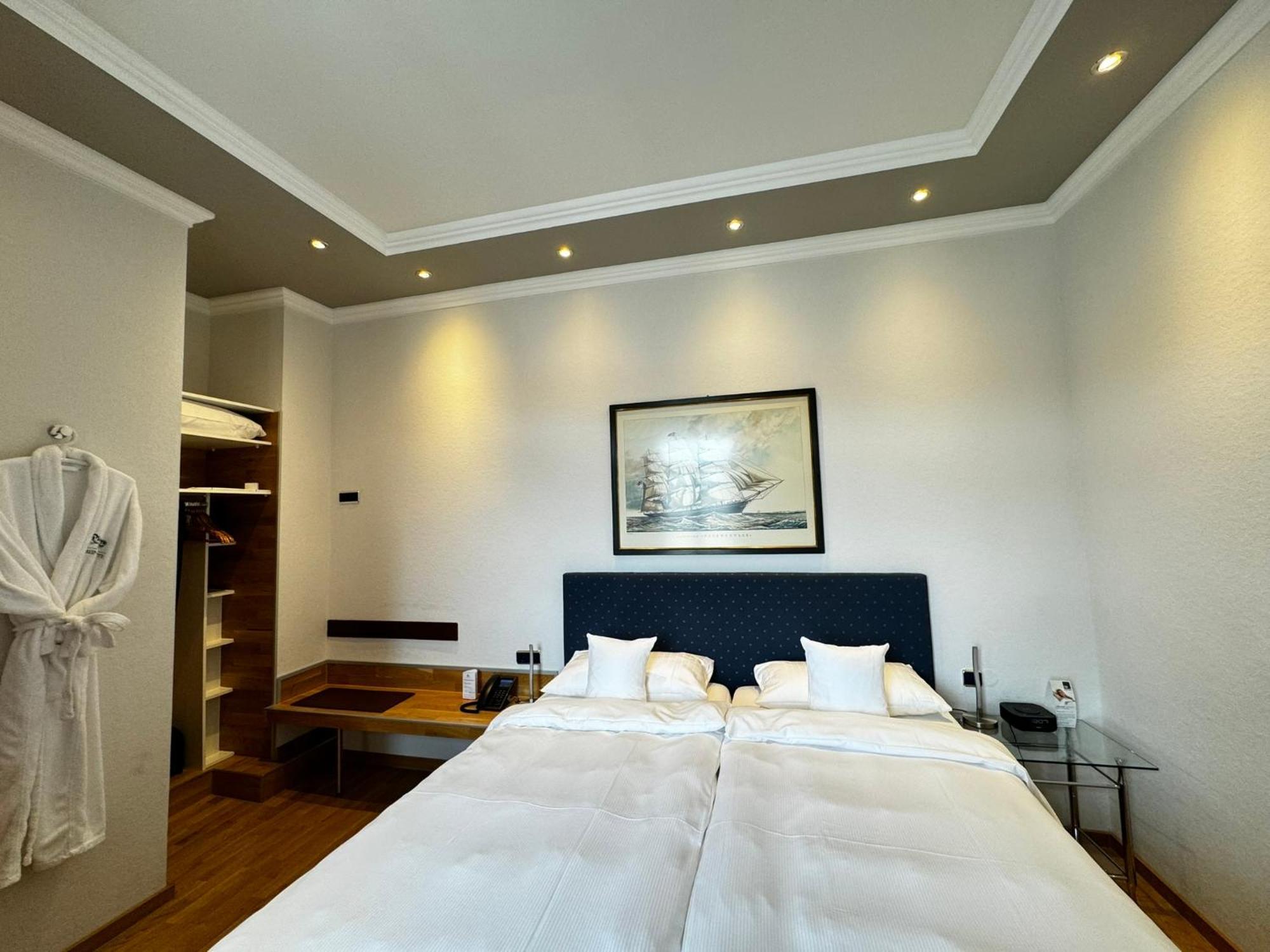ไรน์-โฮเทล เนียร์ชไตน์ Hotel ภายนอก รูปภาพ
